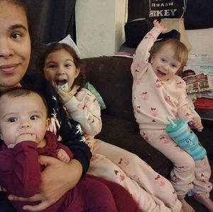 Meet your Posher, Kendra